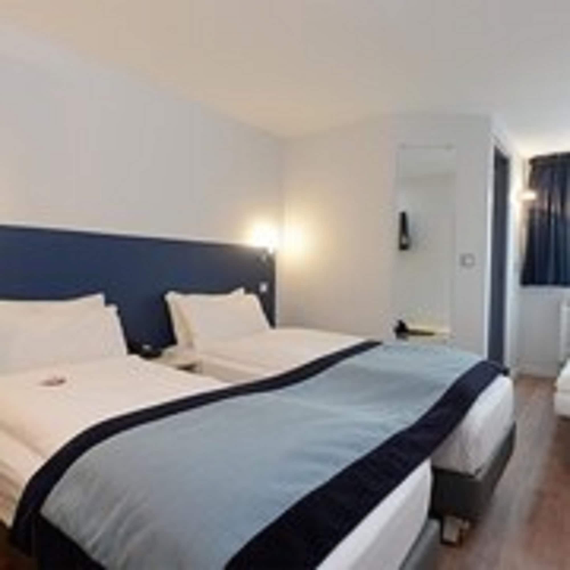 Hotel L'Amandier Нантерр Екстер'єр фото