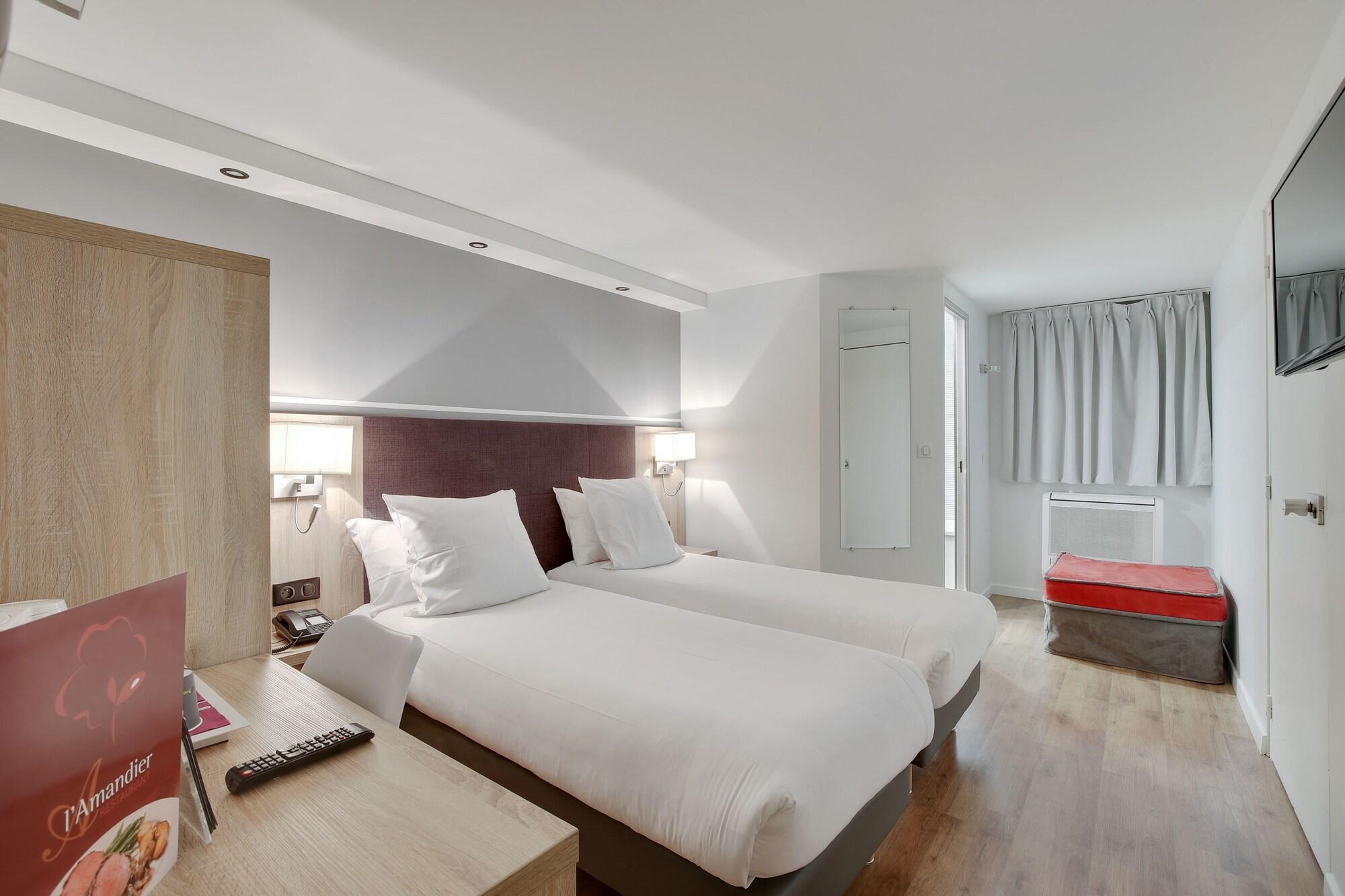 Hotel L'Amandier Нантерр Екстер'єр фото