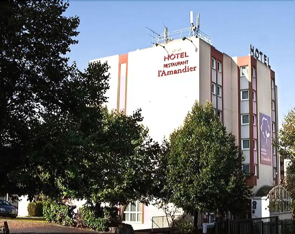 Hotel L'Amandier Нантерр Екстер'єр фото