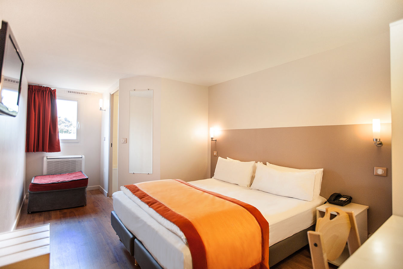 Hotel L'Amandier Нантерр Екстер'єр фото