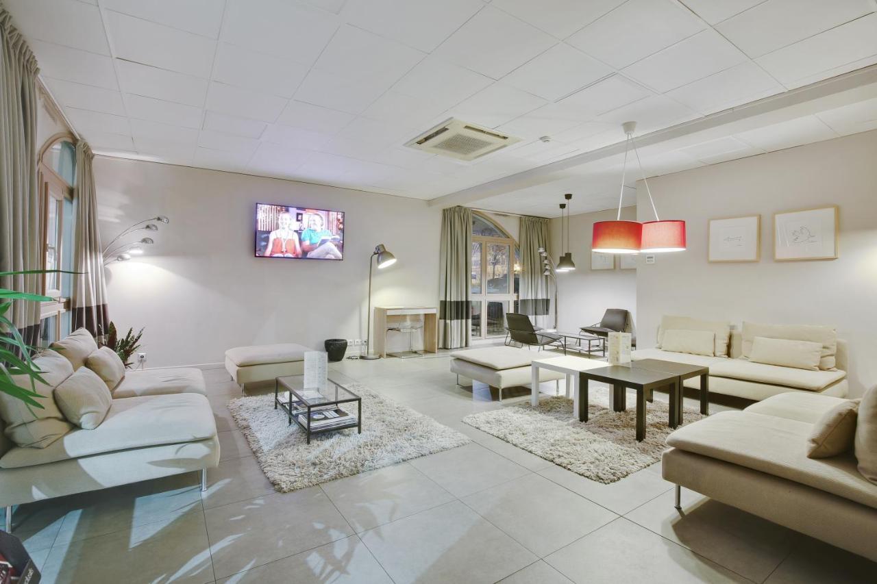 Hotel L'Amandier Нантерр Екстер'єр фото
